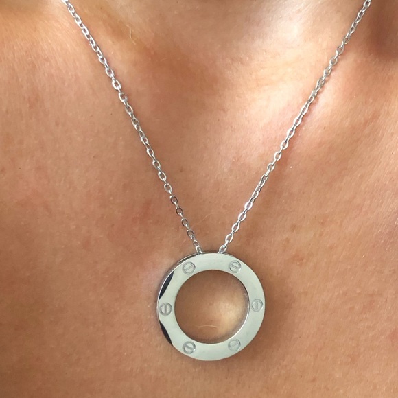 Screw Circle Pendant Necklace - Picture 2 of 12